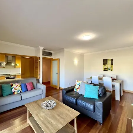 Modern 4 With Pool By Homing * Албуфейра