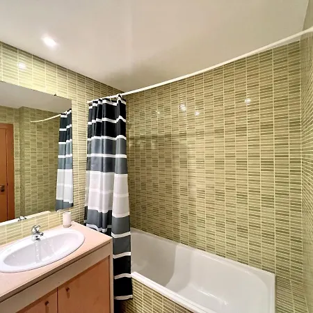 Apartamento Modern 4 With Pool By Homing *