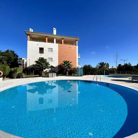 Apartment Modern 4 With Pool By Homing *